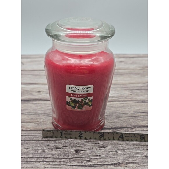 Yankee Candle "Berry Garland" Simply Home 12oz Jar Retired New Christmas Candle - Picture 8 of 9